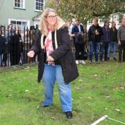 06 NOV 2021 – PICTURED: Paula Crabb (Becky’s Butchers) - Sausage Throwing Competition, Annual Sausage Festival 2021 – Photo Copyright © Maria Fowler 2021