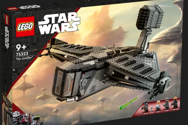 Harwich and Manningtree Standard: LEGO® Star Wars™ The Justifier™. Credit: LEGO