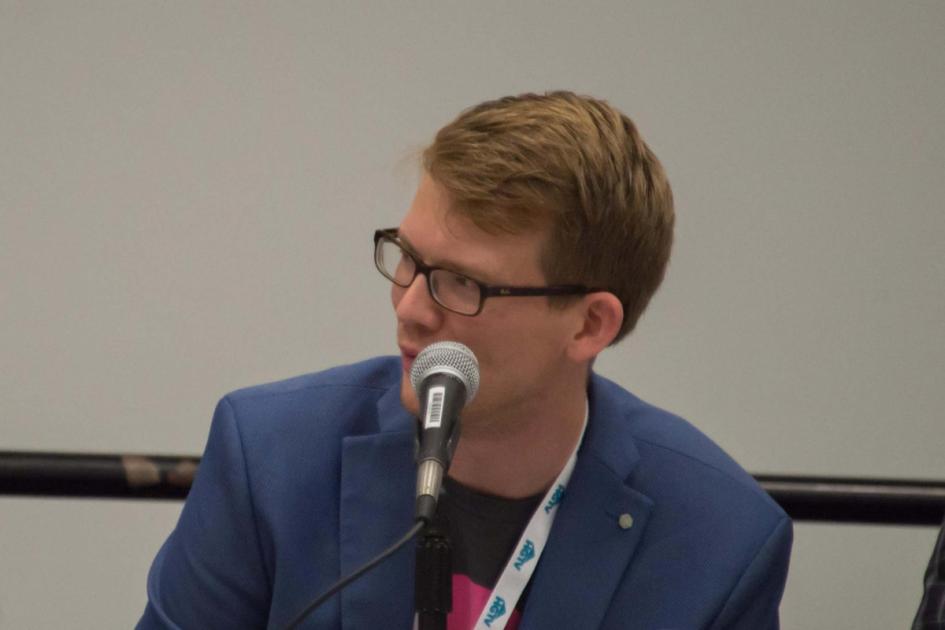 YouTuber Hank Green reveals he is undergoing treatment after cancer diagnosis
