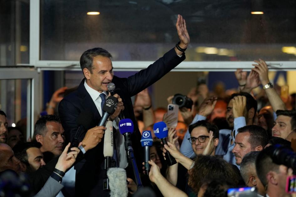 Greek prime minister to seek outright majority after big election lead